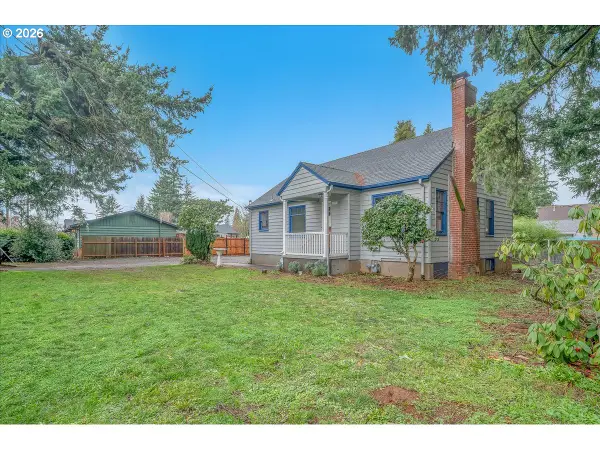 19237 NE Glisan St, Portland, OR 97230