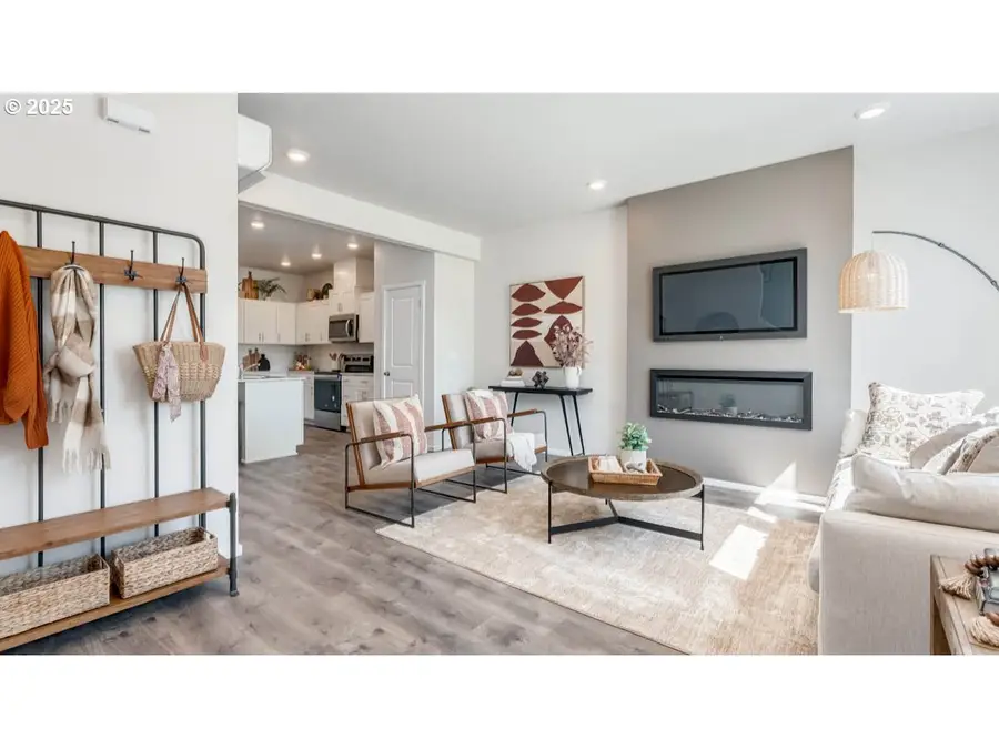 3435 SW Thomas Ave, Gresham, OR 97080 - #3