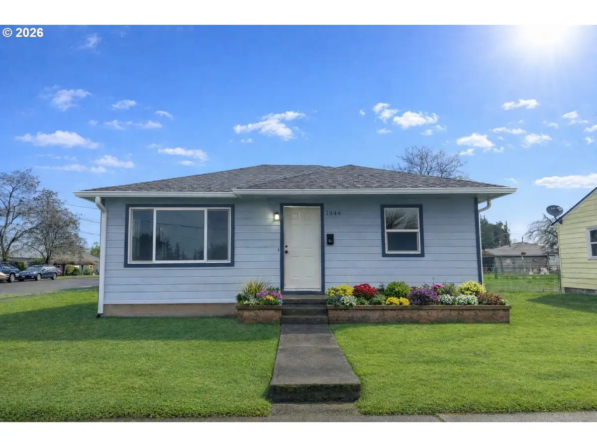 1944 Tualatin St, Saint Helens, OR 97051 - Image #1