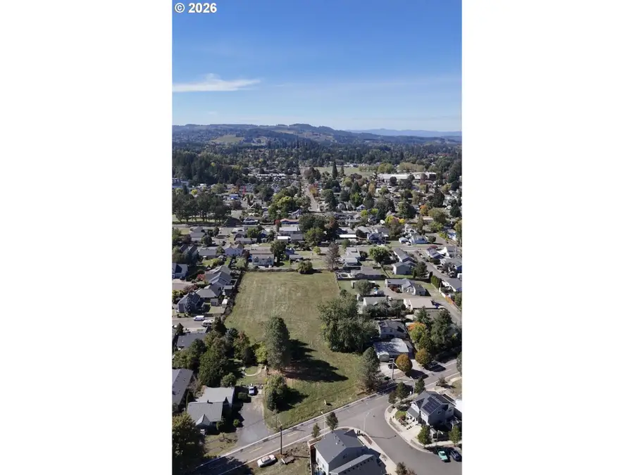 917 S Wynooski St, Newberg, OR 97132 - #3