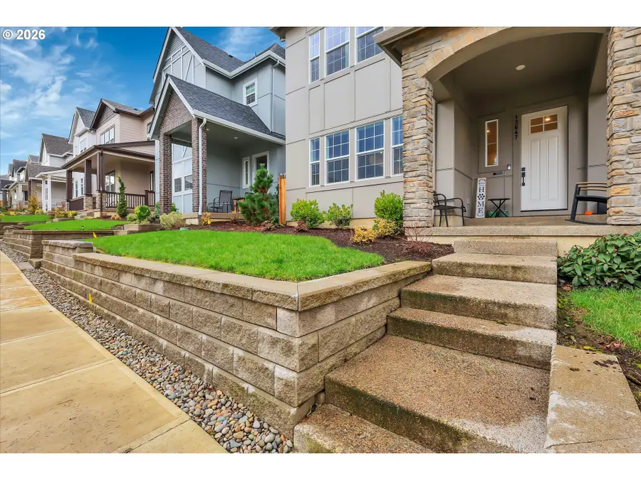 13647 SW 165th Ave, Tigard, OR 97223 - Image #2