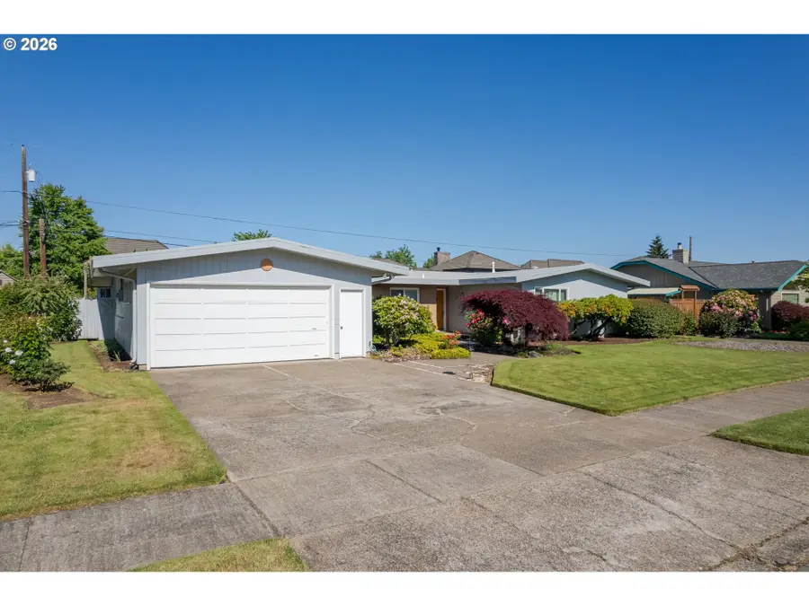 2872 Sarah Ln, Eugene, OR 97408 - #2
