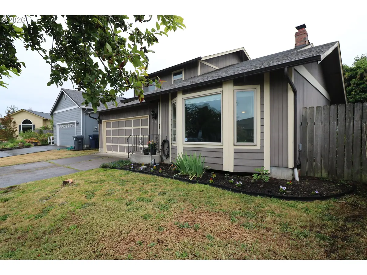 1419 T St, Springfield, OR 97477 - #1