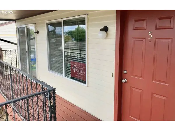 8208 NE 13th Ave #a5, Vancouver, WA 98665