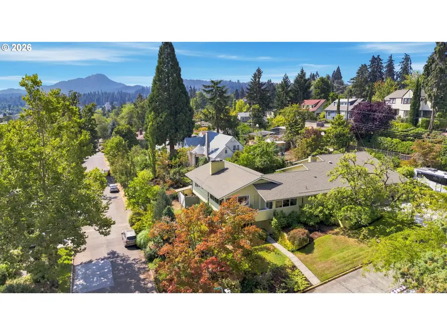 60 W 22nd Ave, Eugene, OR 97405 - #2