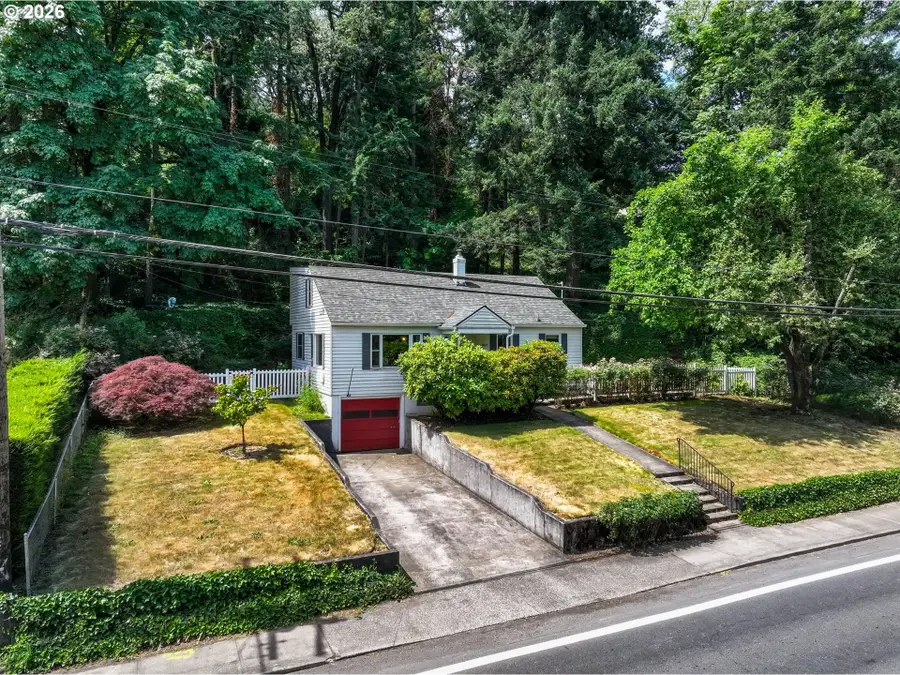 21635 Willamette Dr, West Linn, OR 97068 - #2