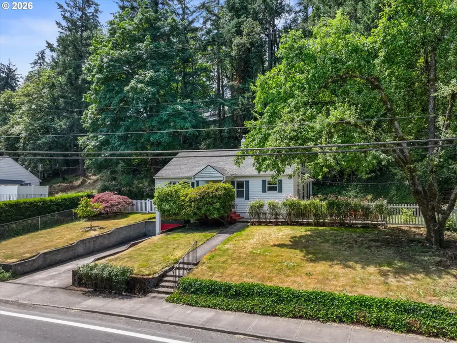 21635 Willamette Dr, West Linn, OR 97068 - #3