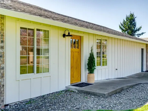 307 E Farrer St, Yacolt, WA 98675