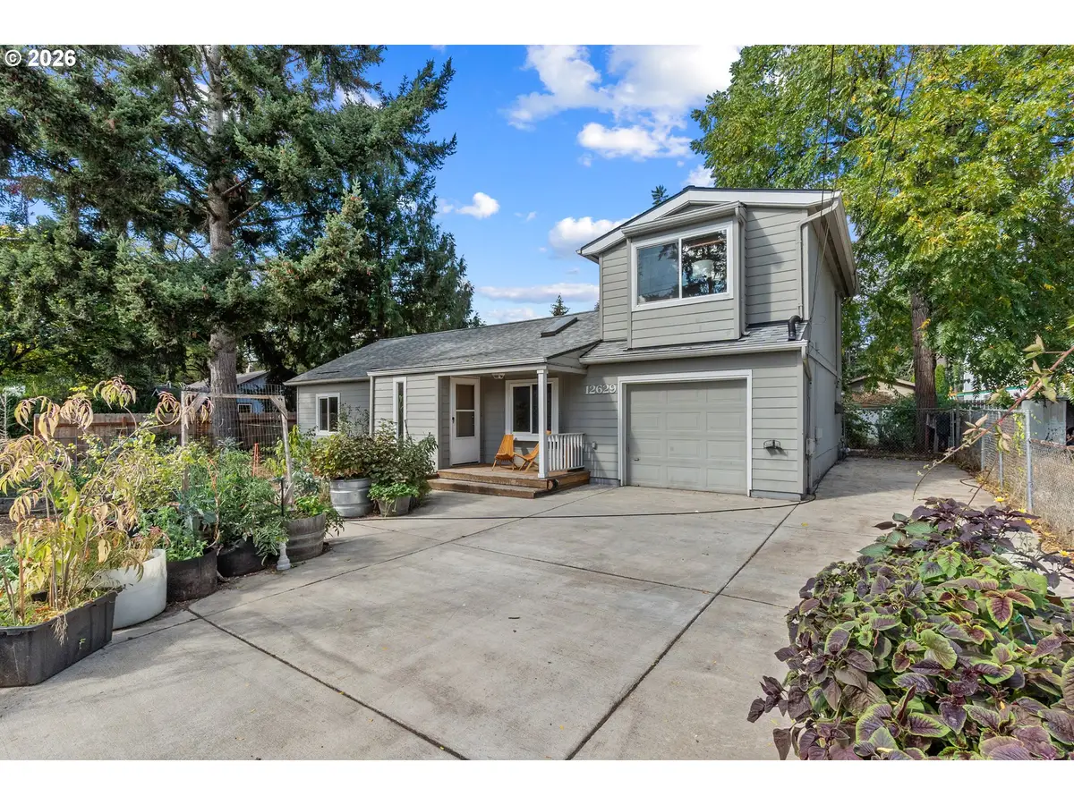 12629 SE Reedway St, Portland, OR 97236 - #1
