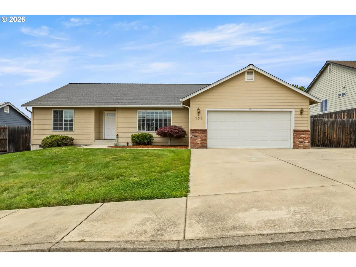 186 Woodduck St, Winston, OR 97496 - #1