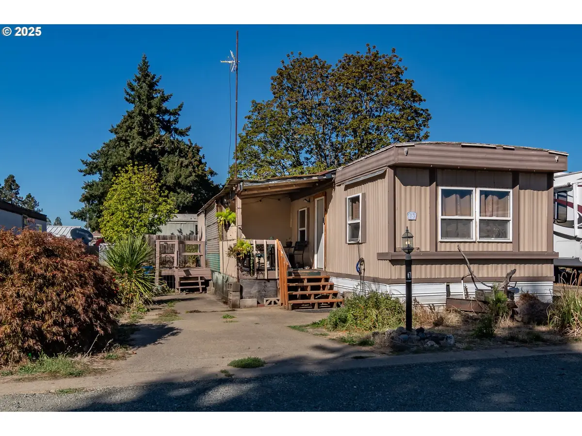 819 S Comstock Ave #13, Sutherlin, OR 97479 - #1