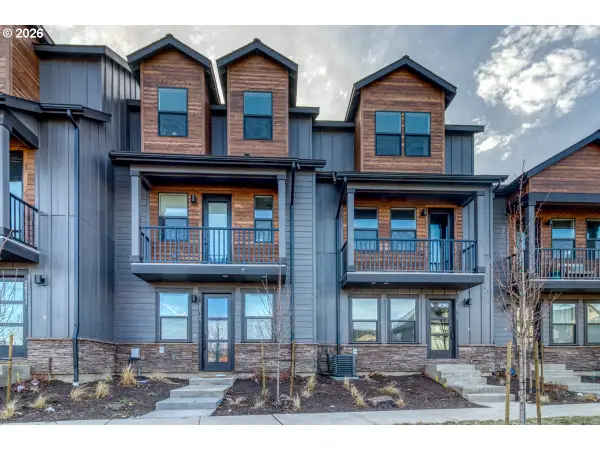 20558 Empire Ave, Bend, OR 97701