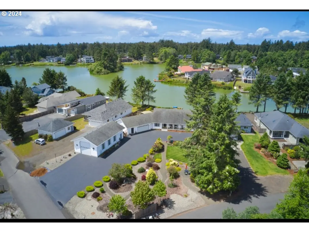 363 SE Eagle Nest Ct, Ocean Shores, WA 98569 - #1
