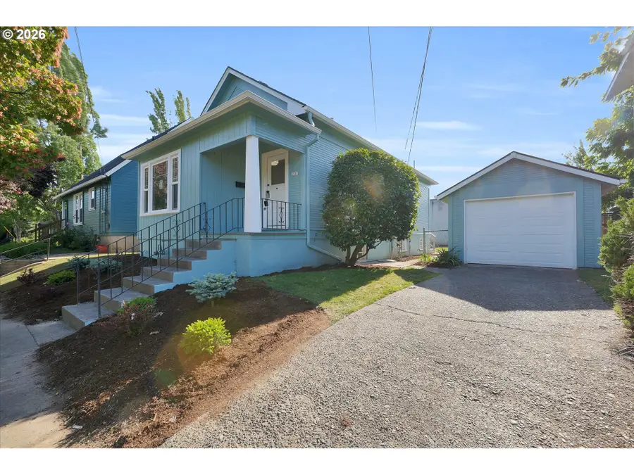 2727 SE 16th Ave, Portland, OR 97202 - #3