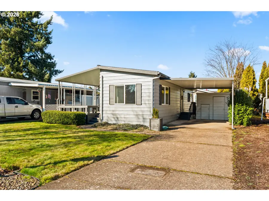 1400 Candlelight Dr #226, Eugene, OR 97402 - #3