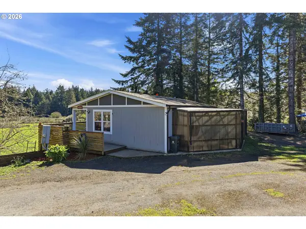 63111 Fruitdale Rd, CoosBay, OR 97420