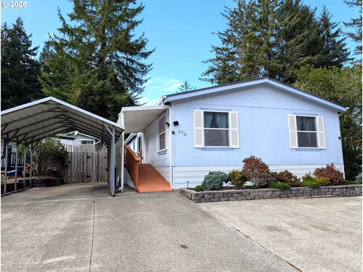 570 Shorepines Pl, Coos Bay, OR 97420 - #1