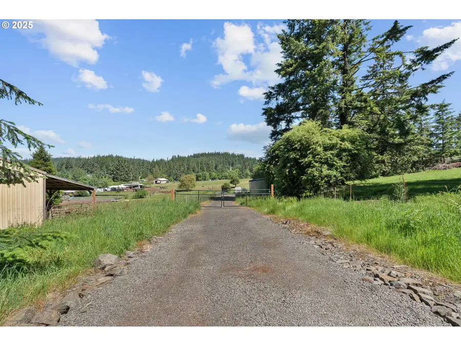 16488 S Bradley Rd, Redland, OR 97045 - Image #2