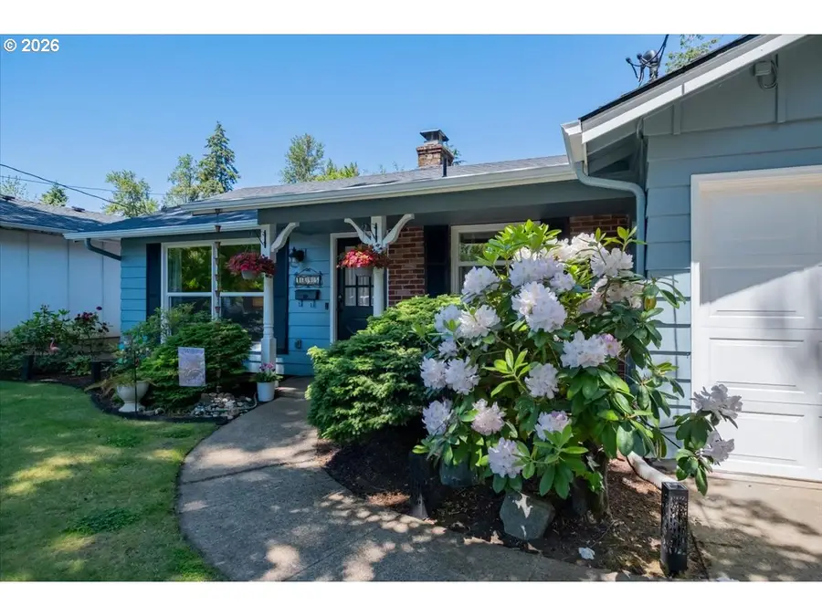 1895 Aerial Way, Salem, OR 97302 - #2