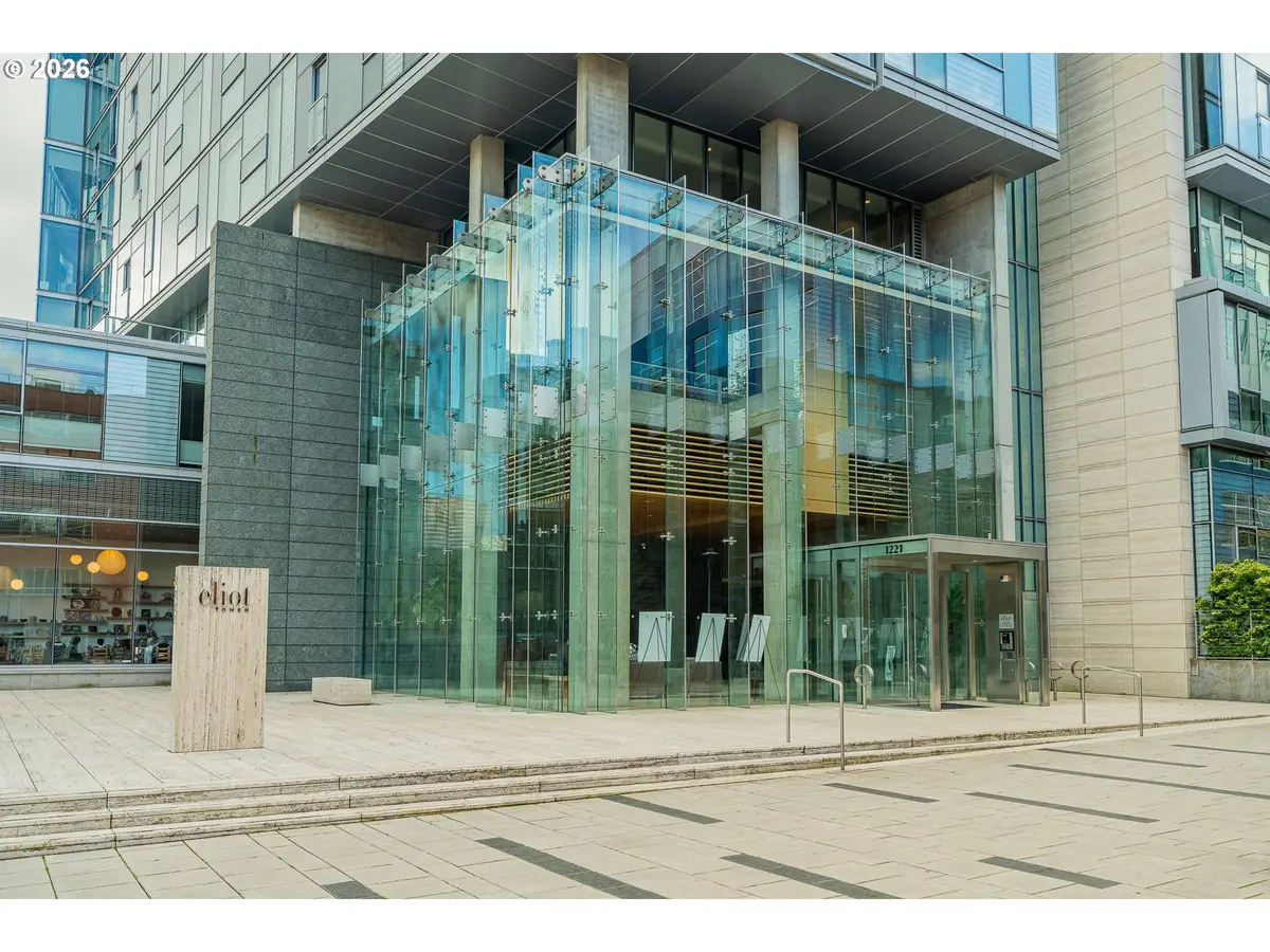 1221 SW 10th Ave, Portland, OR 97205 - #1