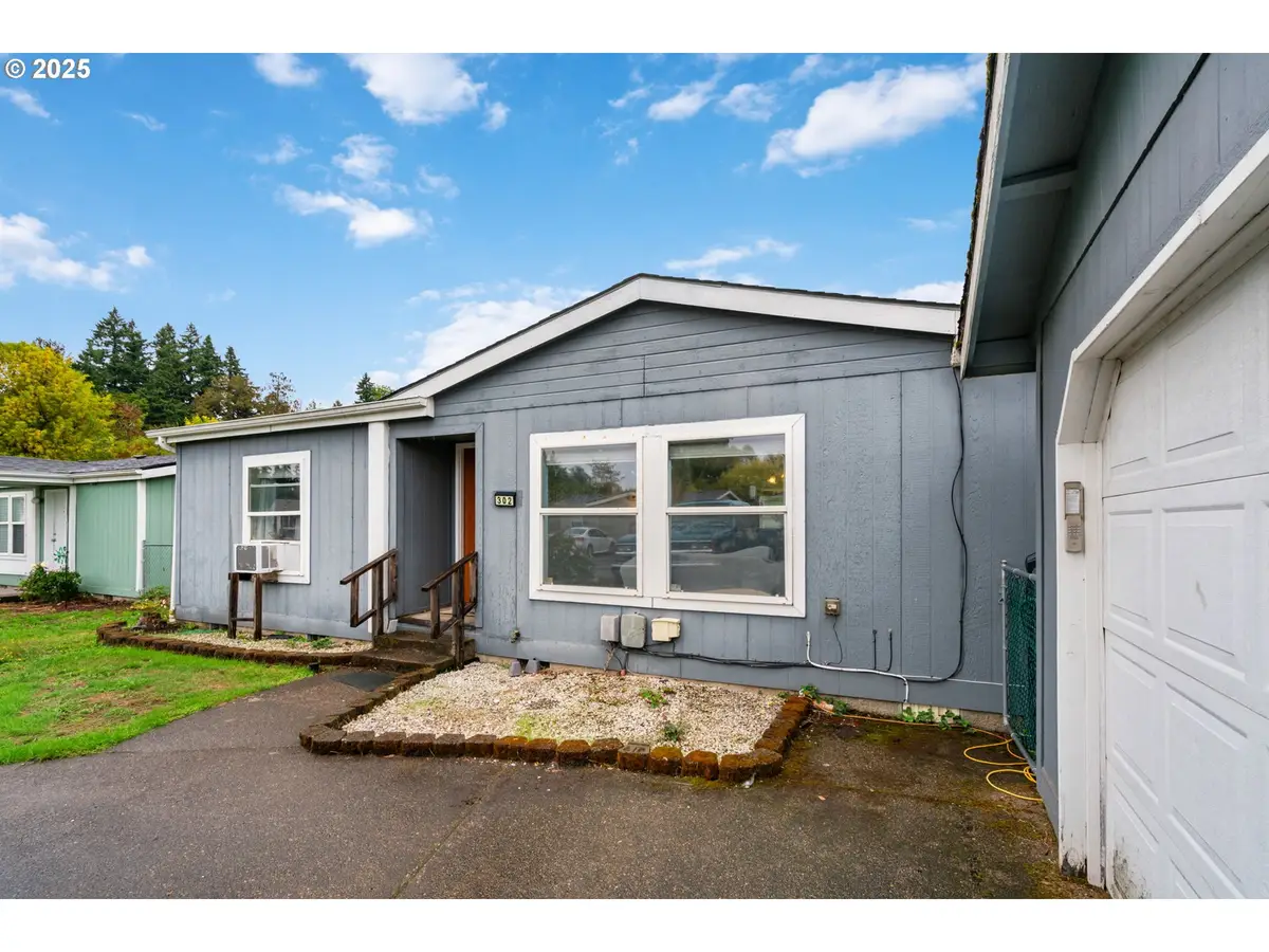 1655 S Elm St #302, Canby, OR 97013 - Image #1