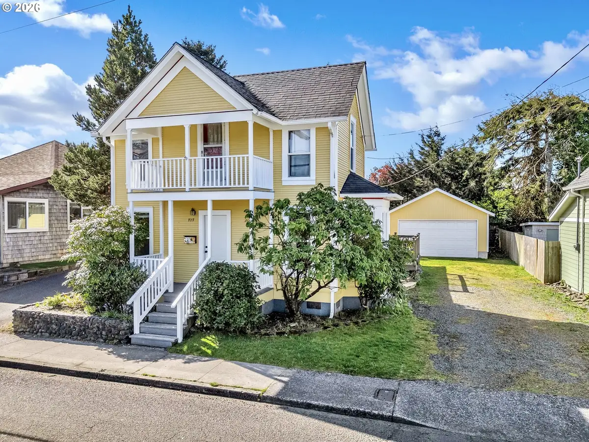 727 12th Ave, Seaside, OR 97138 - #1