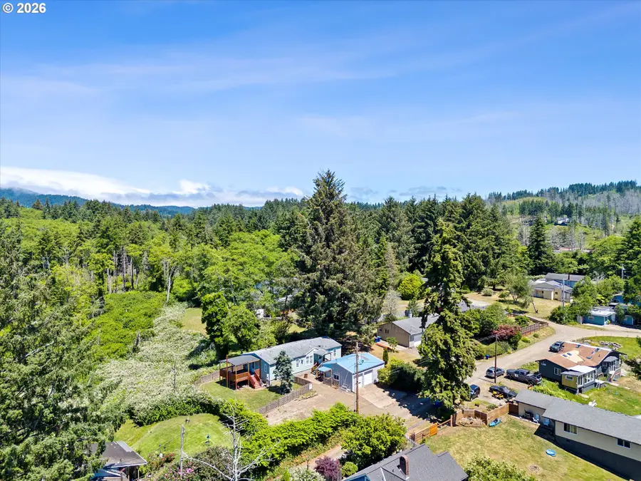 4821 NE 50th St, Neotsu, OR 97364 - #3