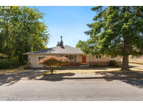 2002 Bloyd St, Kelso, WA 98626