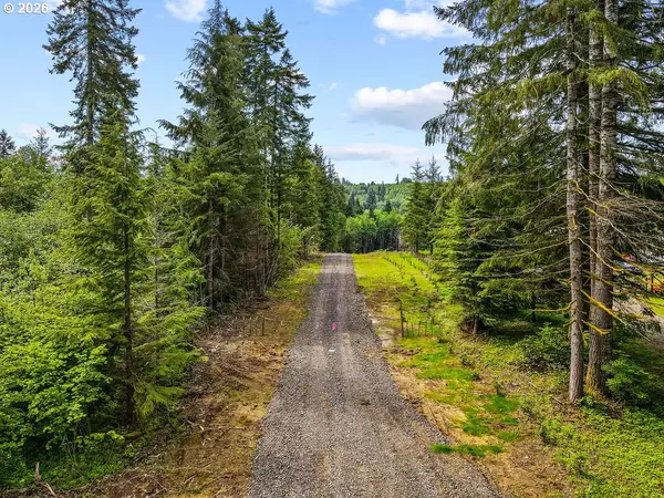 1319 Eufaula Heights Rd, Longview, WA 98632