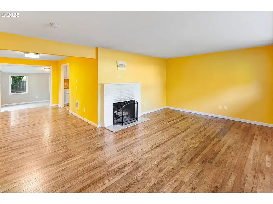 785 SE 21st Ave, Hillsboro, OR 97123 - Image #3