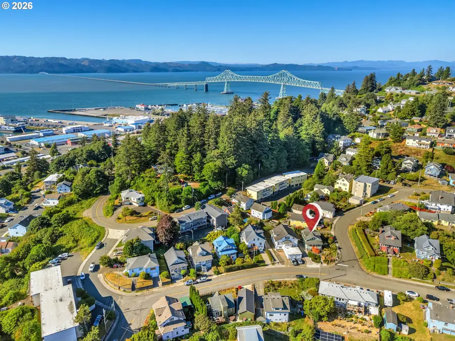 683 Florence Ave, Astoria, OR 97103 - #2