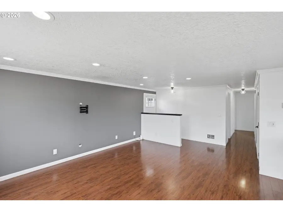 1110 Fenwick St, Coos Bay, OR 97420 - #3