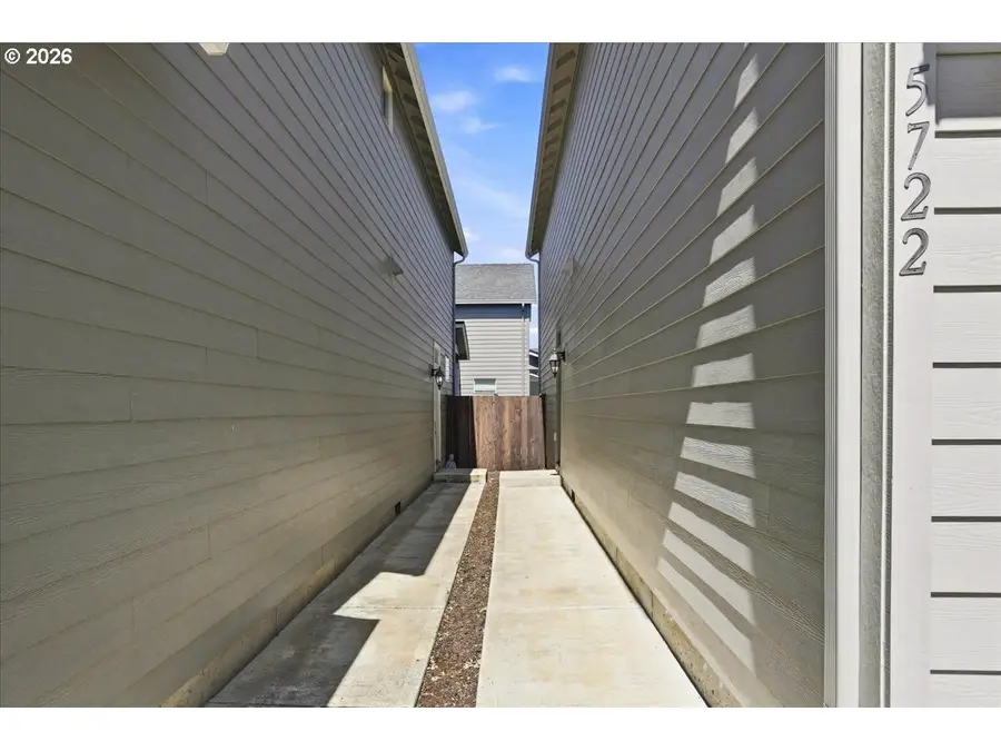5722 NE 59th Cir, Vancouver, WA 98661 - #3