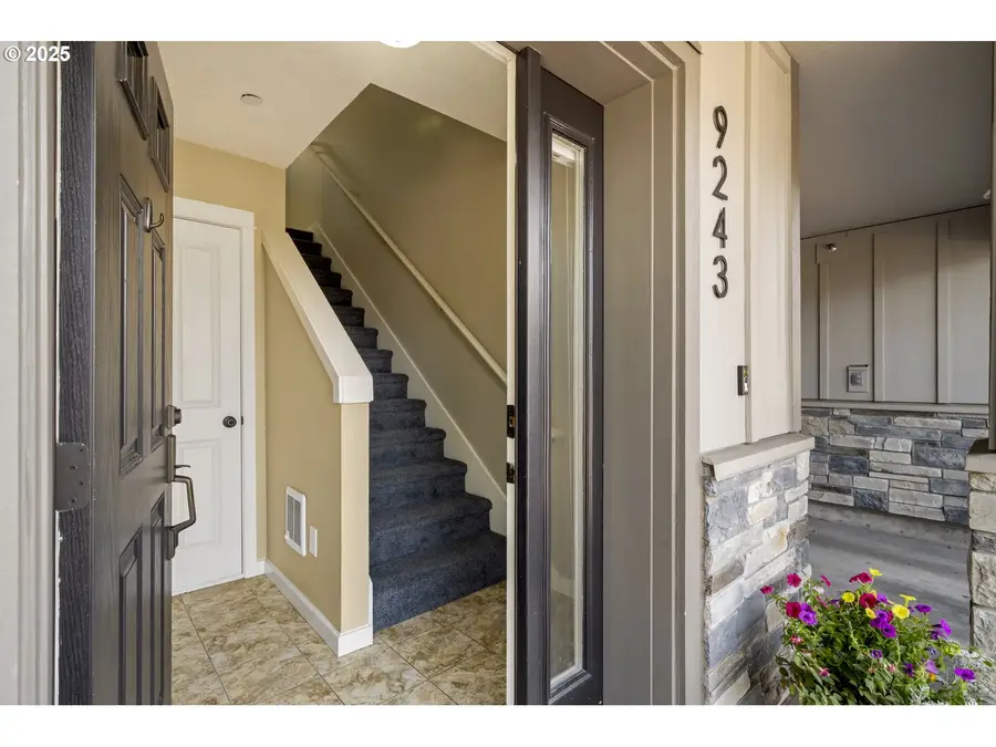 9243 NW Germantown Rd, Portland, OR 97231 - #2