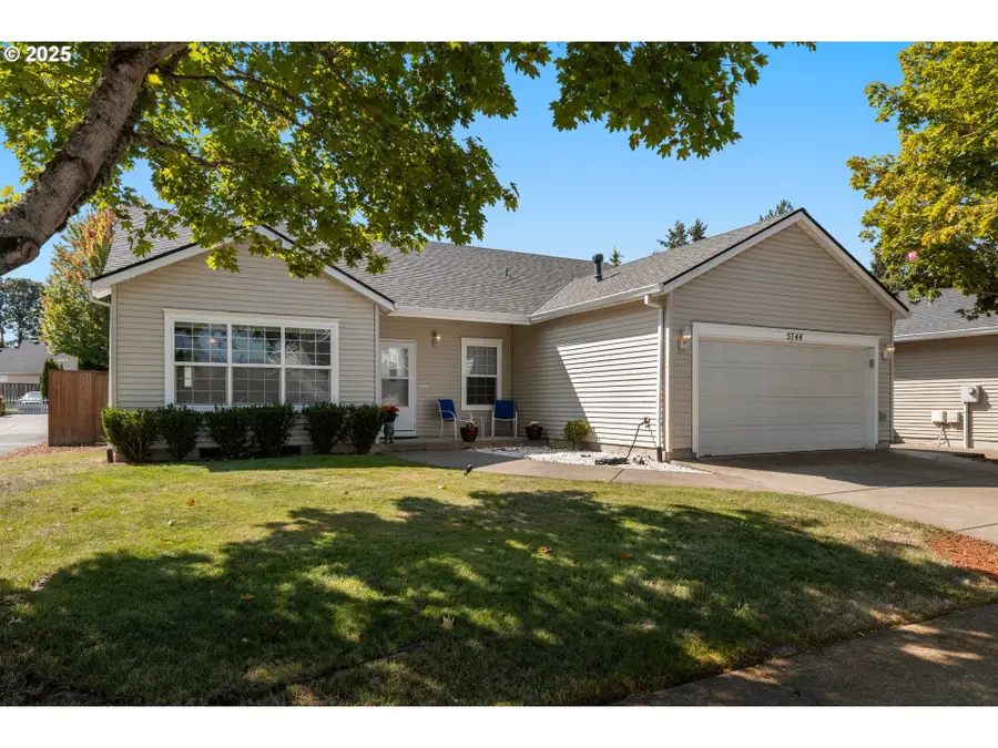 5744 SE Popes Pl, Hillsboro, OR 97123 - Image #2