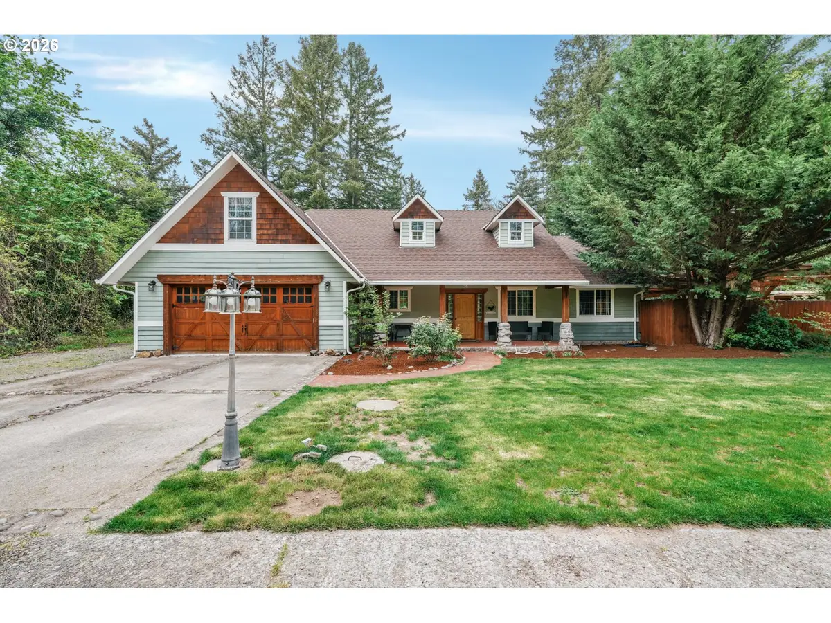 824 W Central Ave, Gates, OR 97346 - #1