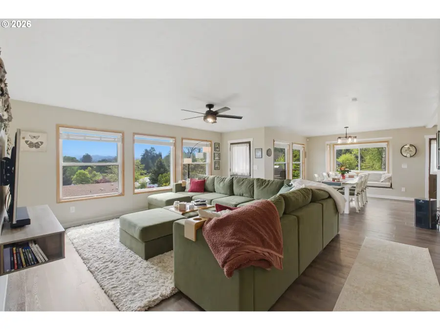 1375 Fern Ln, Sweet Home, OR 97386 - #3