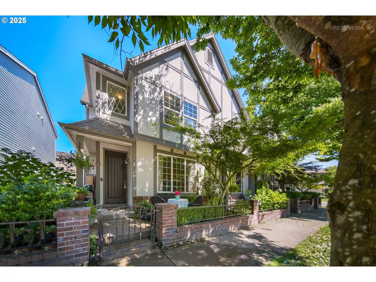 11219 SW Barber St, Wilsonville, OR 97070 - Image #1