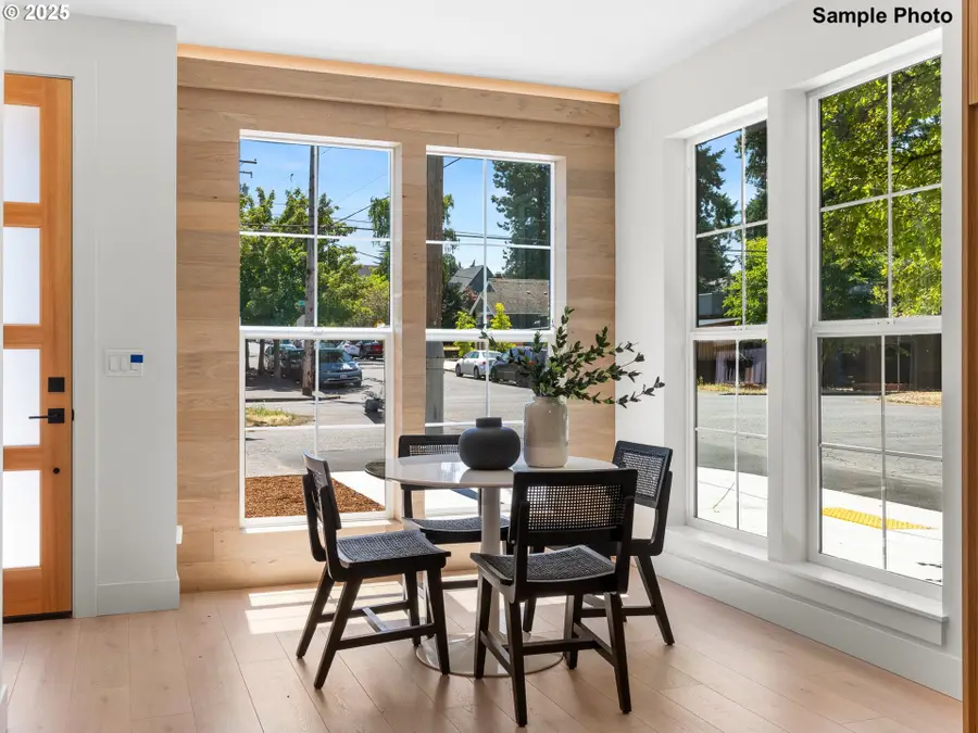 3001 NE Ainsworth St, Portland, OR 97211 - Image #2