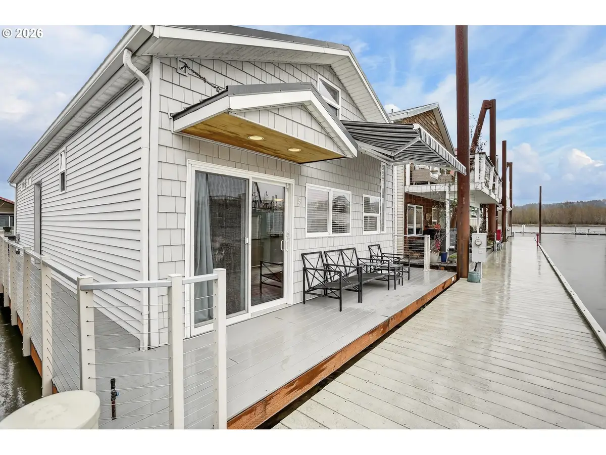 19609 NE Marine Dr #D5, Portland, OR 97230 - #1