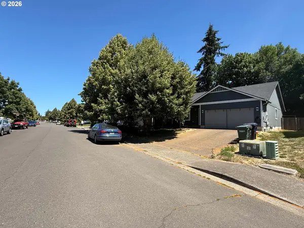 851 Griffin Dr, Monmouth, OR 97361
