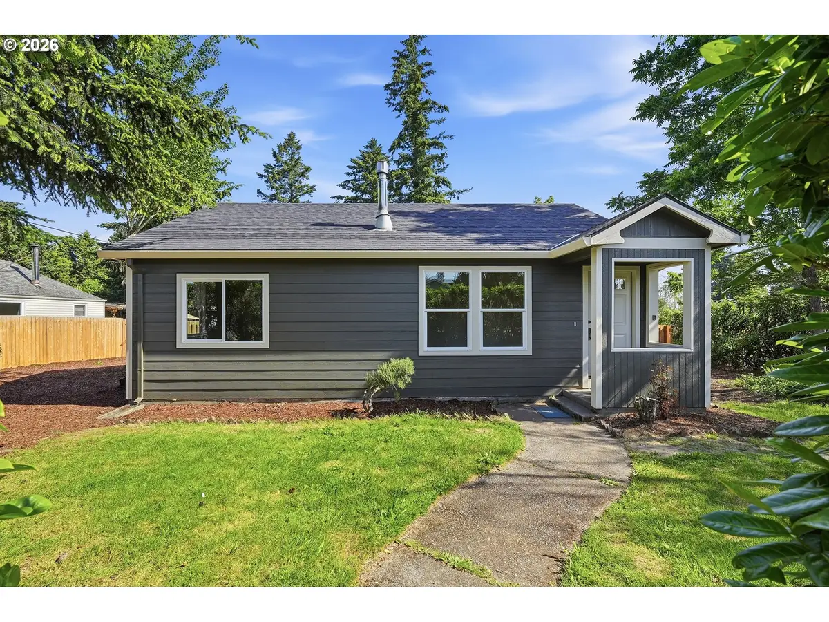 11641 NE Siskiyou St, Portland, OR 97220 - #1