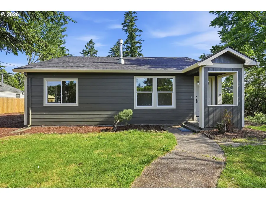 11641 NE Siskiyou St, Portland, OR 97220 - #2