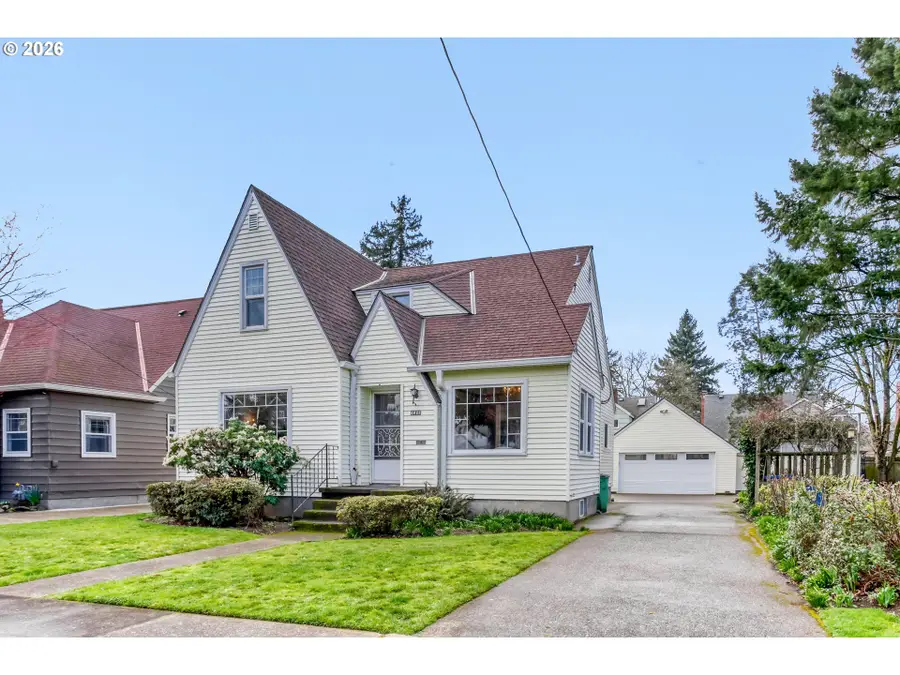 1725 NE 61st Ave, Portland, OR 97213 - #3