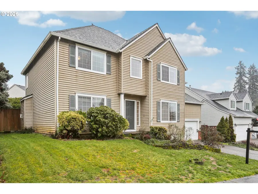 58728 Parkwood Dr, Saint Helens, OR 97051 - #2