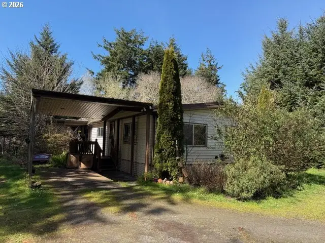 64294 Penny Rd, Coos Bay, OR 97420 - #3