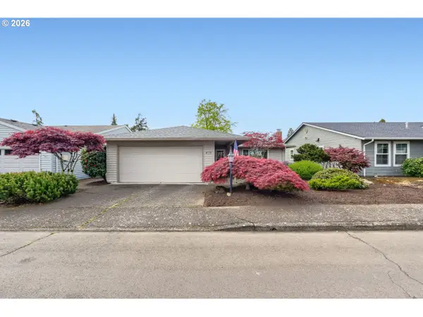 10290 SW Highland Dr, Portland, OR 97224