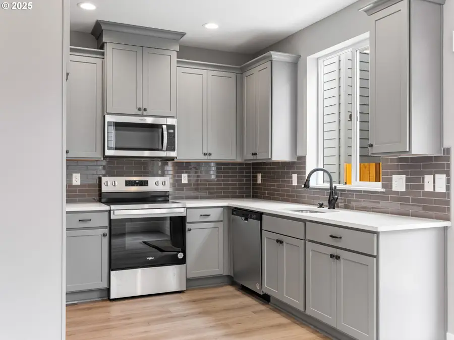 4591 N Haight Ave, Portland, OR 97217 - Image #2