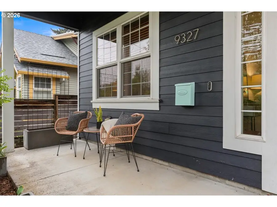 9327 N Ivanhoe St, Portland, OR 97203 - #3