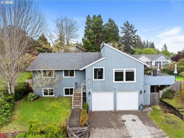 265 Waldorf Cir, Astoria, OR 97103